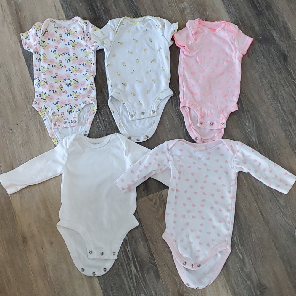 Baby bodysuits